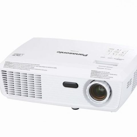 Máy chiếu Panasonic PT-DW17K2