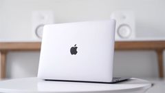  Nên Mua Laptop Hãng Nào Cho Sinh Viên 2022? 