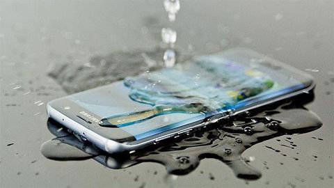 Mẹo Kiểm Tra Khả Năng Chống Nước Siêu Nhanh Trên Điện Thoại Samsung