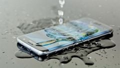  Mẹo Kiểm Tra Khả Năng Chống Nước Siêu Nhanh Trên Điện Thoại Samsung 