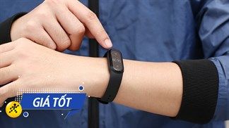 Tháng 8 giảm thấy ham, sắm ngay loạt thiết bị đeo tay thông minh Xiaomi hạ giá chất phát ngất, tậu về liền bạn ơi