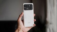  Trên tay Xiaomi Mi 11 Ultra: Màn hình bắt mắt, cụm camera rất hầm hố và hiệu năng cực mạnh mẽ với chip Snapdragon 888 