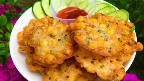 Cách làm bánh bắp chiên giòn chay mặn đều dùng, vàng ươm ngon khó cưỡng