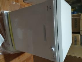 Máy rửa bát độc lập Electrolux ESF5206LOW