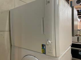 Máy rửa chén độc lập Electrolux ESF5206LOW