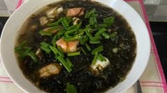  2 cách nấu canh rong biển đậu hũ non bùi ngọt thơm béo cực hấp dẫn 