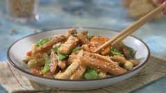  2 cách làm bắp non xào tỏi và bắp non xào mì căn chay thơm ngon thanh đạm 
