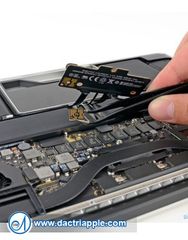 Macbook repair center - Bảo Hành One