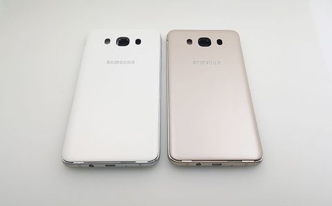 Nắp lưng Samsung i9100/ S2 (trắng)