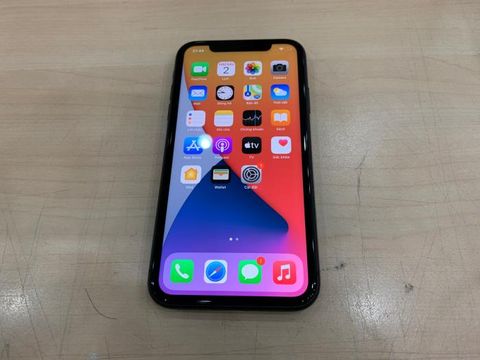 Điện thoại iPhone 11 64GB Black (2020)