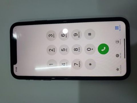 Điện thoại iPhone 11 64GB Black (2020)