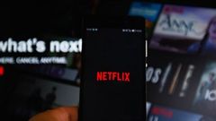  Netflix bổ sung tính năng mới rất hữu ích trên Android: Cho phép tuỳ chọn chỉ nghe âm thanh hoặc sử dụng cả khi tắt màn hình 