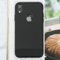  Ốp lưng iPhone XR Nhựa dẻo New Carbon Fibre COSANO đen 