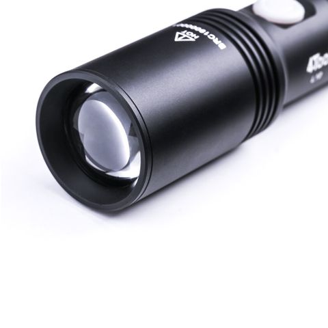 Đèn Pin Nextool 4tool L10 Được Giới Thiệu Với Khả Năng Chiếu Sáng Đến 1200m