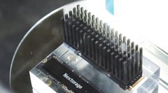  Xuất Hiện Ssd Pcie 5.0 Nhật Bản Tốc Độ 10 Gb/s Với Heatsink Khủng 