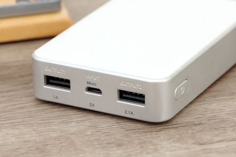 Pin sạc dự phòng 7500mAh AVA Cat 3S Cam Trắng