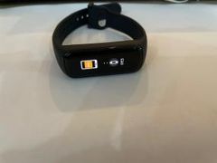  Vòng tay thông minh Samsung Galaxy Fit2 đen 
