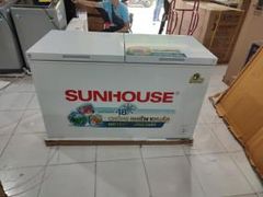  Tủ đông Sunhouse 330 lít SHR-F2472W2 