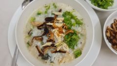  Cách nấu cháo gà nấm hương bằng nồi cơm điện thơm ngon, bổ dưỡng 