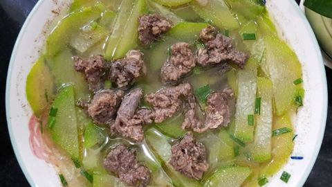 Cách nấu canh bí đao thịt bò thơm ngon, đơn giản cho cả nhà
