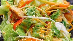  Cách làm salad gà áp chảo thơm ngon, hấp dẫn cho ngày ăn eat clean 