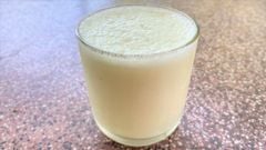  Cách làm sinh tố dứa (thơm) sữa chua ngon tuyệt, thanh mát cho ngày nóng 