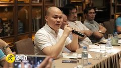  CEO Nguyễn Tử Quảng giới thiệu phương pháp xét nghiệm Covid-19 bằng dung dịch nước muối, chỉ mất 10 giây để cho ra kết quả 