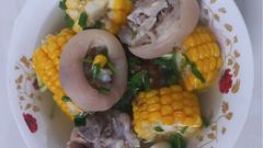  Cách nấu canh bắp hầm giò heo đậm vị, thanh mát cho mâm cơm 