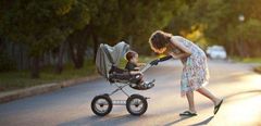  Cách gấp mở, vệ sinh, bảo quản xe đẩy trẻ em hiệu quả 