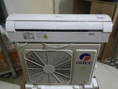  Máy lạnh Gree Inverter 1 HP GWC09FB-K6D9A1W 