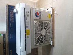  Máy lạnh Gree Inverter 1 HP GWC09FB-K6D9A1W 