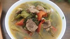  2 Cách nấu canh dưa chua thịt bò thanh mát thơm ngon cực hấp dẫn 