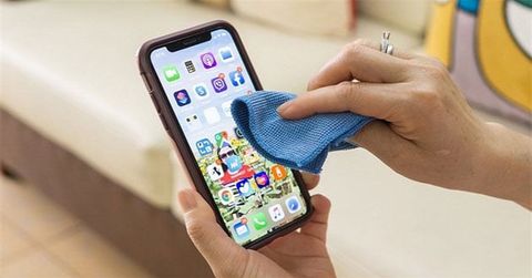 Những Cách Đơn Giản Để Đánh Bay Vết Xước Trên Màn Hình Điện Thoại