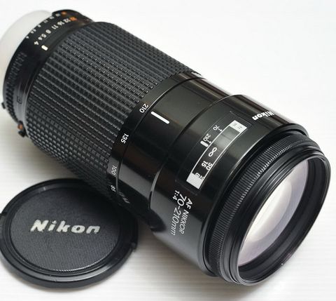 Nikon Nikkor AF 70-210mm F4