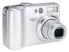  Nikon Coolpix 4200 