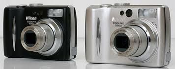 Nikon Coolpix 5900