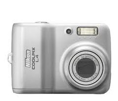  Nikon Coolpix L4 