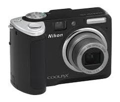  Nikon Coolpix P50 