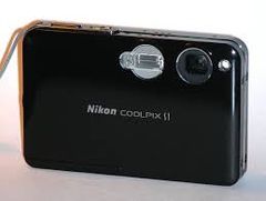  Nikon Coolpix S100 