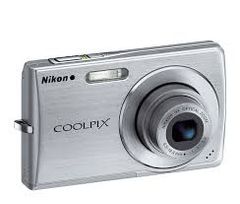  Nikon Coolpix S200 