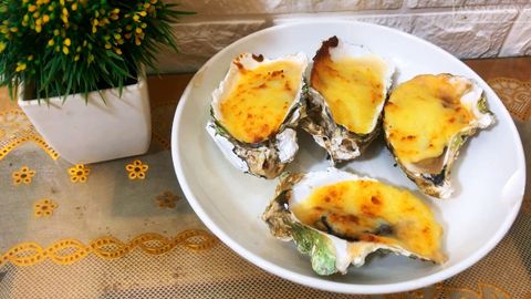2 cách làm hàu nướng phô mai bằng nồi chiên không dầu thơm béo hấp dẫn