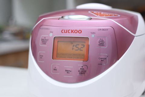 Nồi cơm điện tử Cuckoo CR- 0631F