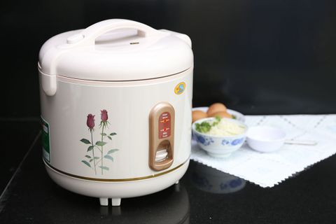 Nồi cơm nắp gài Happycook HC-200