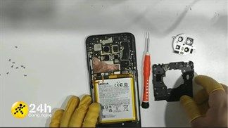 Ngắm nhìn 'nội thất' Nokia X100, có nhiều điểm tương đồng Nokia X10 và được đánh giá dễ dàng sửa chữa