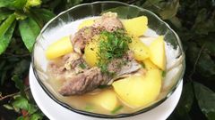  Cách nấu canh xương khoai tây ngọt nước, thơm ngon bổ dưỡng 