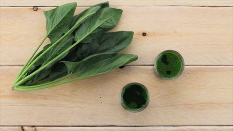 4 cách làm nước ép cải bó xôi (rau bina) giảm cân thanh lọc cơ thể