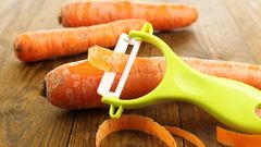 3 tác dụng bất ngờ của dụng cụ nạo rau củ mà bạn có thể chưa biết đến 