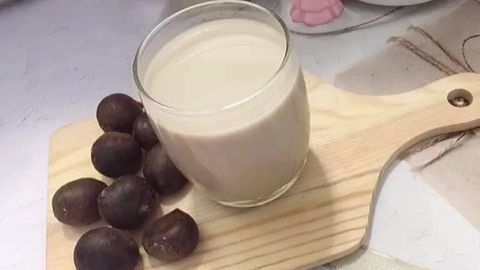 Cách làm sữa hạt dẻ thơm ngon bổ dưỡng đơn giản tại nhà