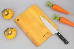 Thớt gỗ 30 x 23 cm IG4966 
