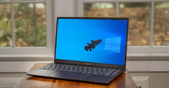  Cách nuôi cá ảo trên màn hình máy tính bằng Desktop Coelacanth 